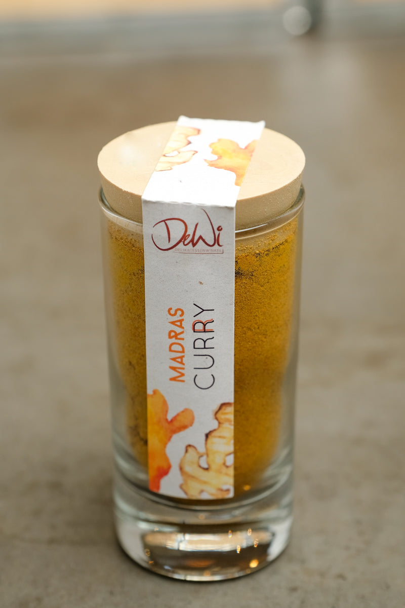 DeWi Madras Curry